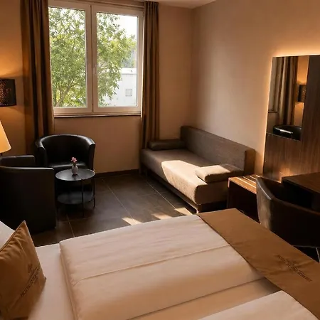 Hotel Am Rondo Kostenlose Parkplaetze